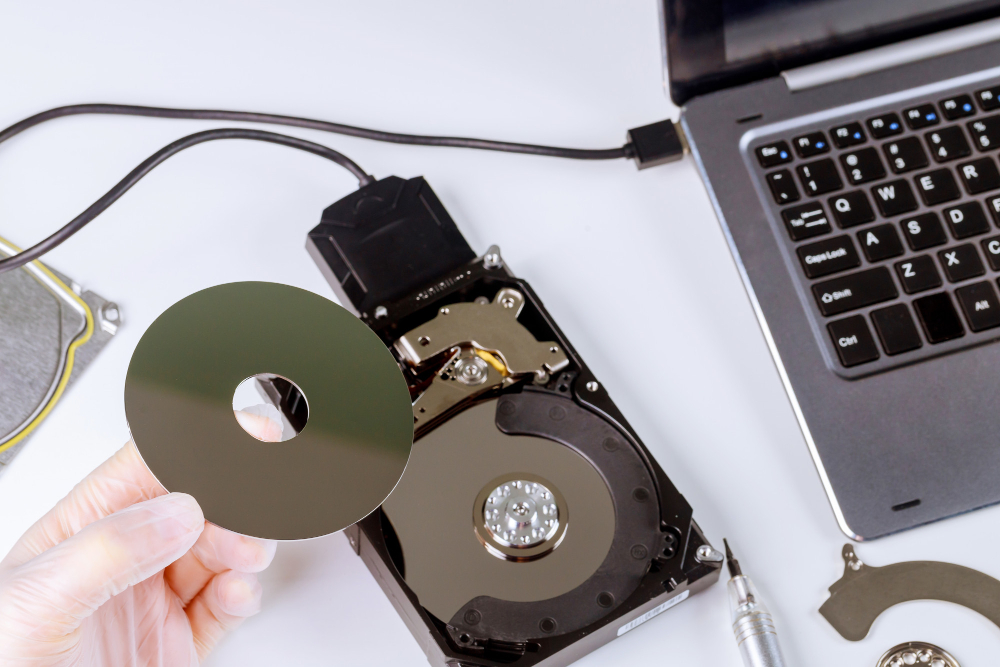 Data Backup & Recovery image-1
